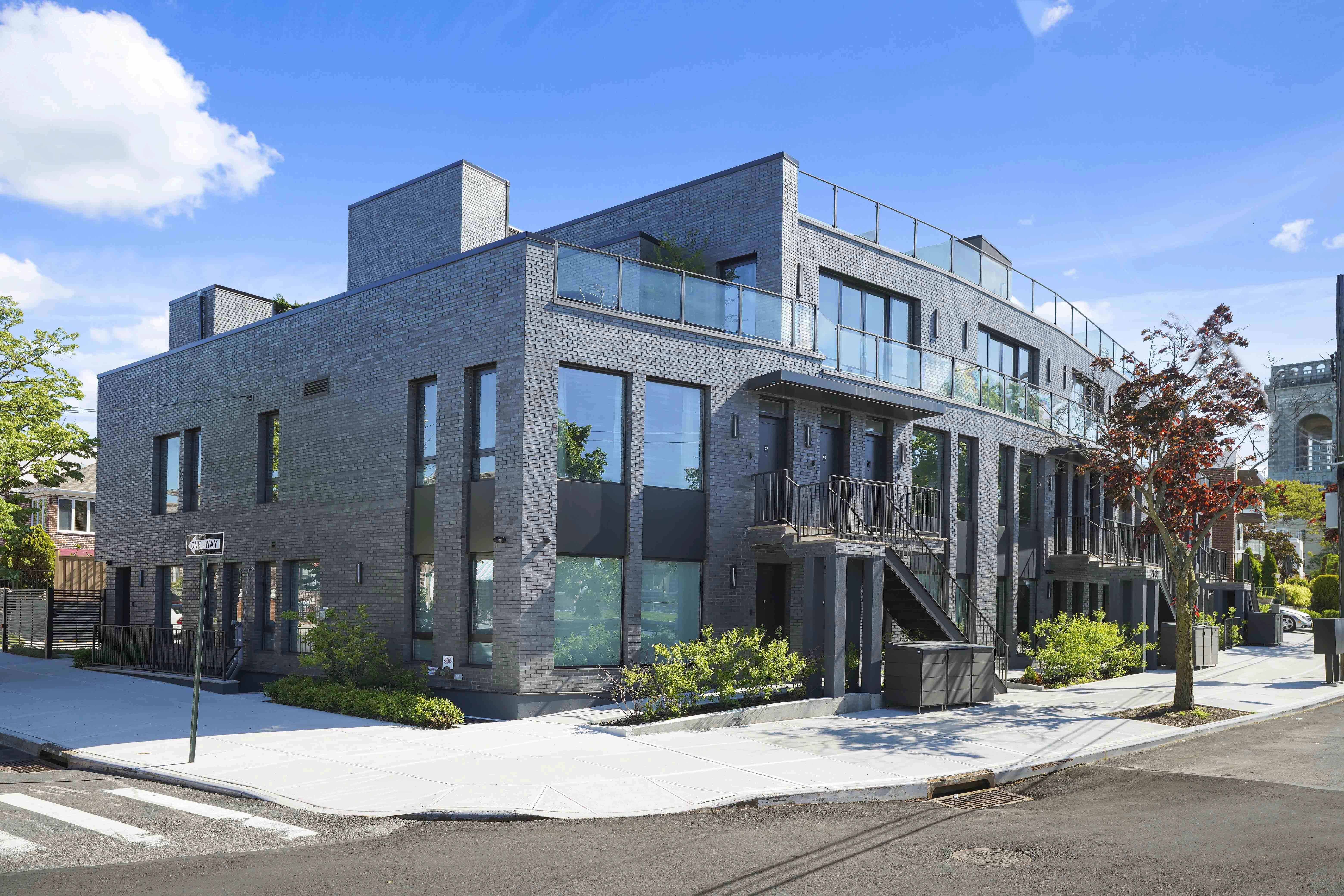21-31 Shore Boulevard 1B Astoria Queens NY 11105