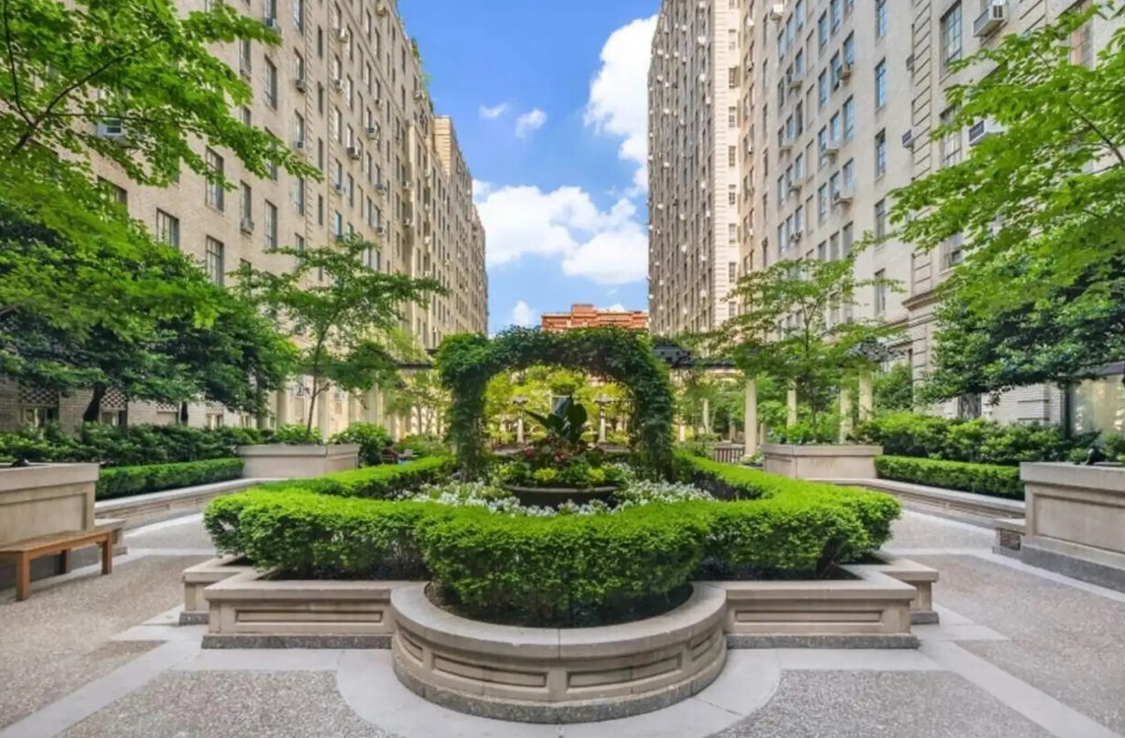 340 West 57th Street 8B Clinton New York NY 10019