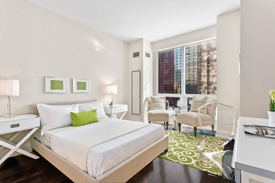 350 West 42nd Street 15L Clinton New York NY 10036