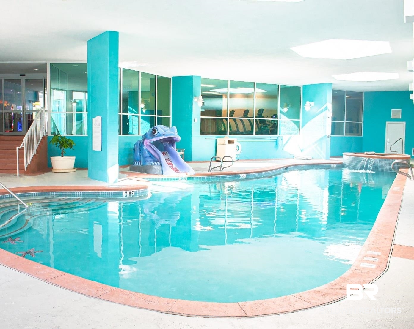 396703 | Photo 38
