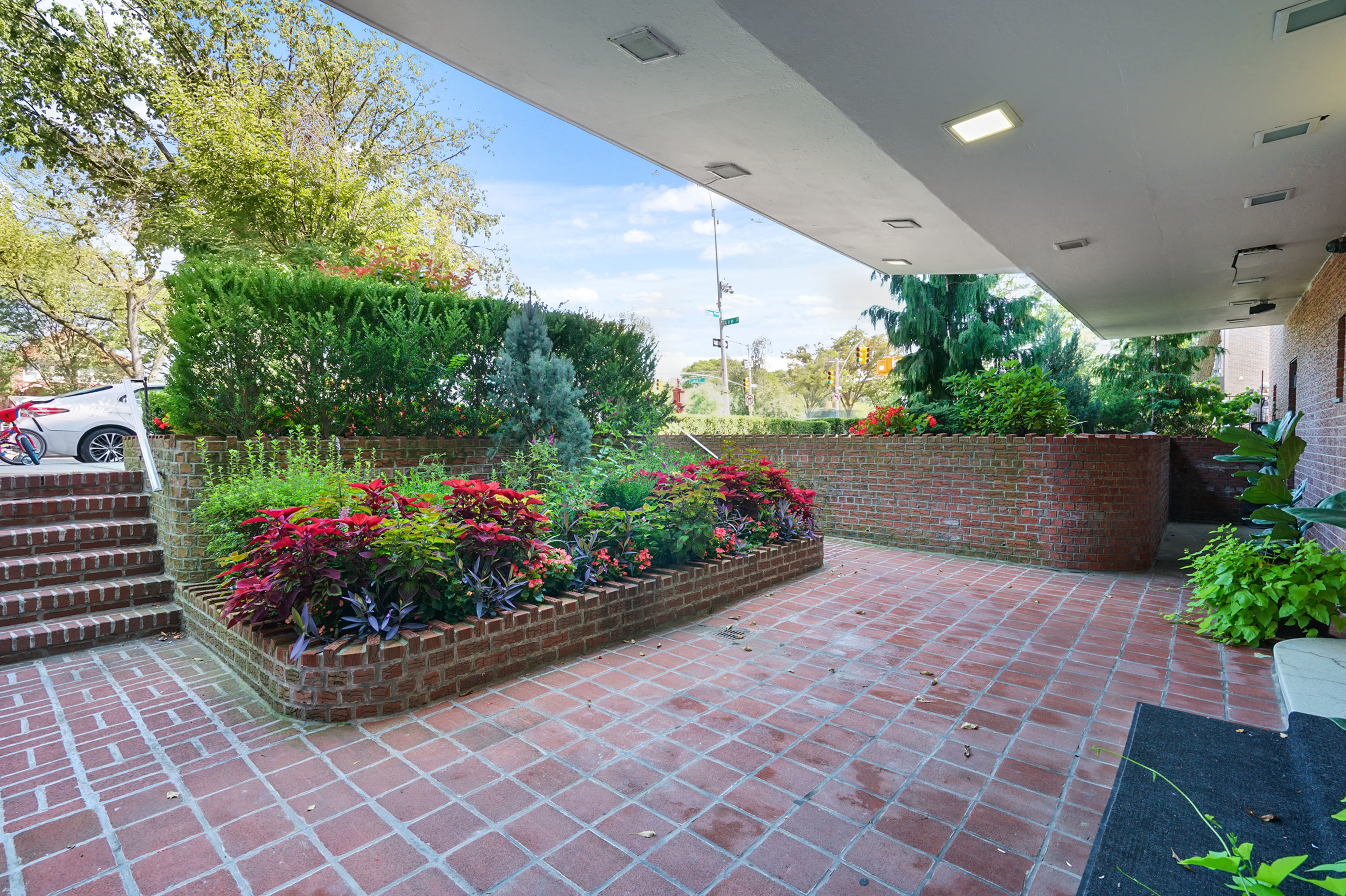 1608 Ocean Parkway 8B Gravesend Brooklyn NY 11230