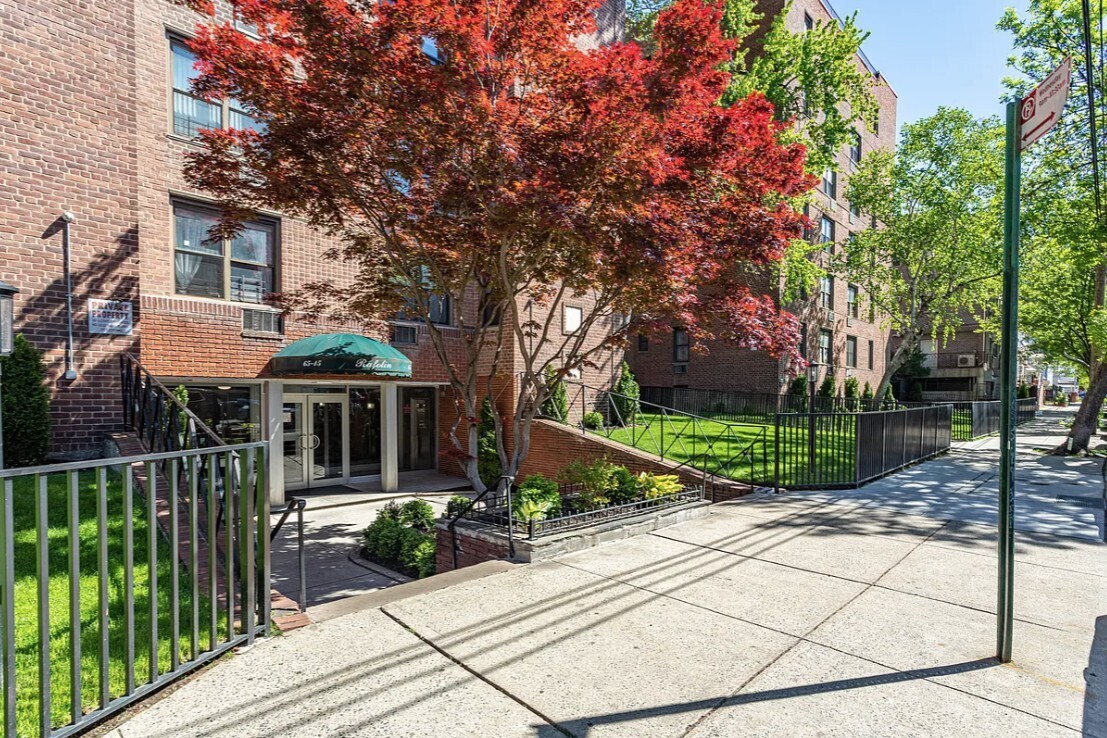 65-15 38th Avenue 5P Woodside Queens NY 11377