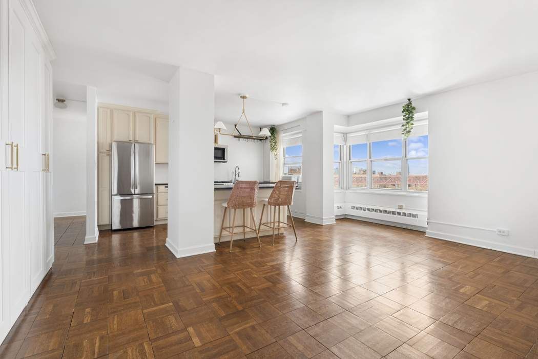 568 Grand Street J1202 Lower East Side New York NY 10002