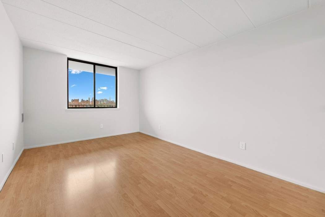 23-22 30th Road Astoria Queens NY 11102