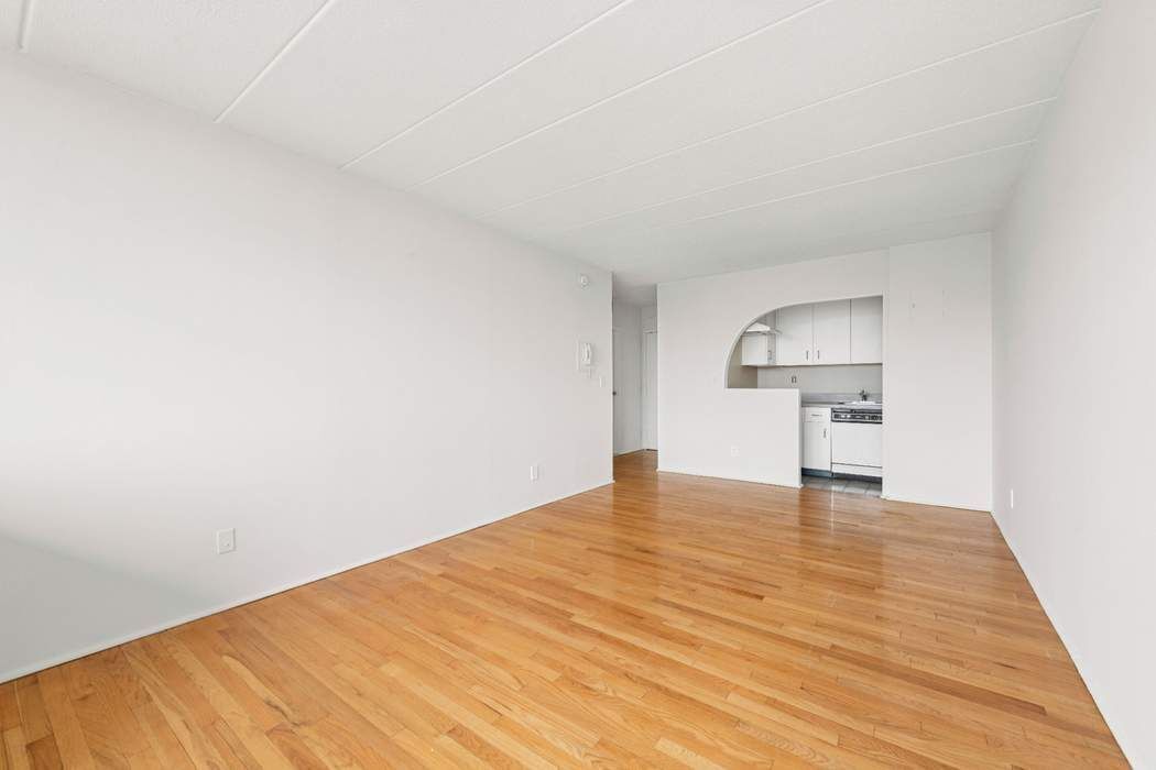 23-22 30th Road Astoria Queens NY 11102