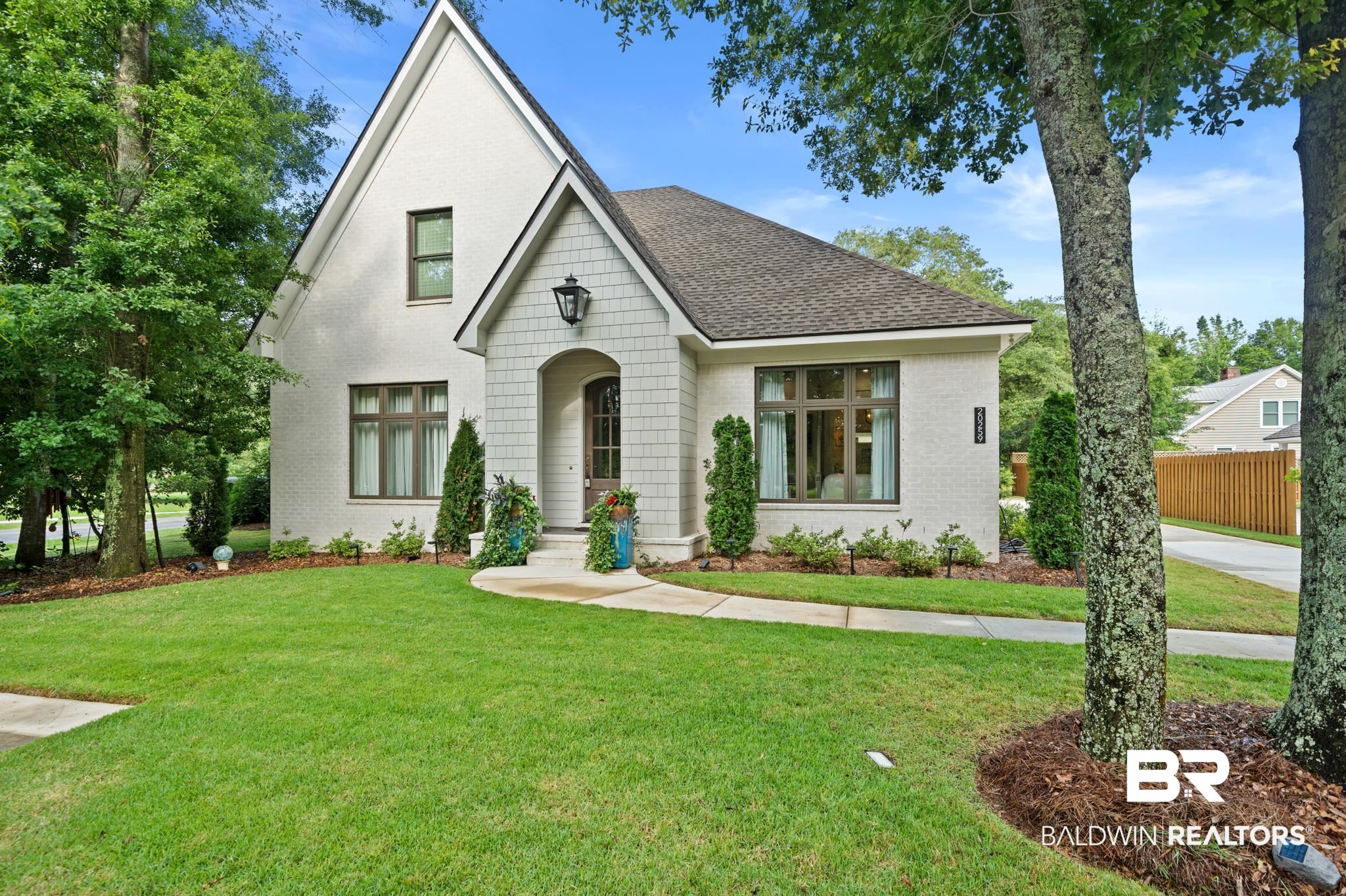 Fairhope Homes from $600,000-$1,000,000