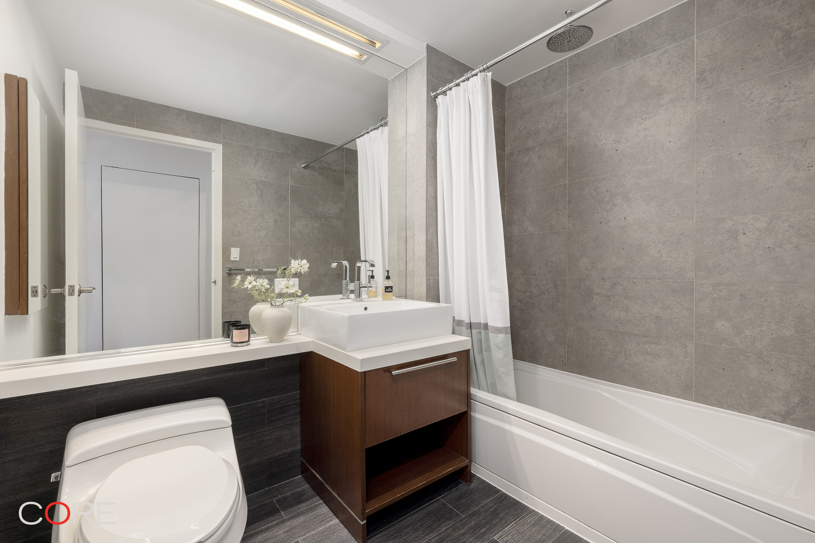 305 West 16th Street 6E Chelsea New York NY 10011