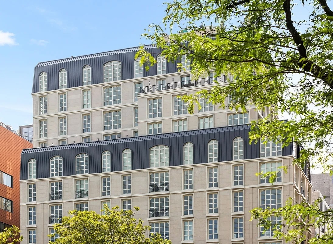 250 East 21st Street 8D Gramercy Park New York NY 10010