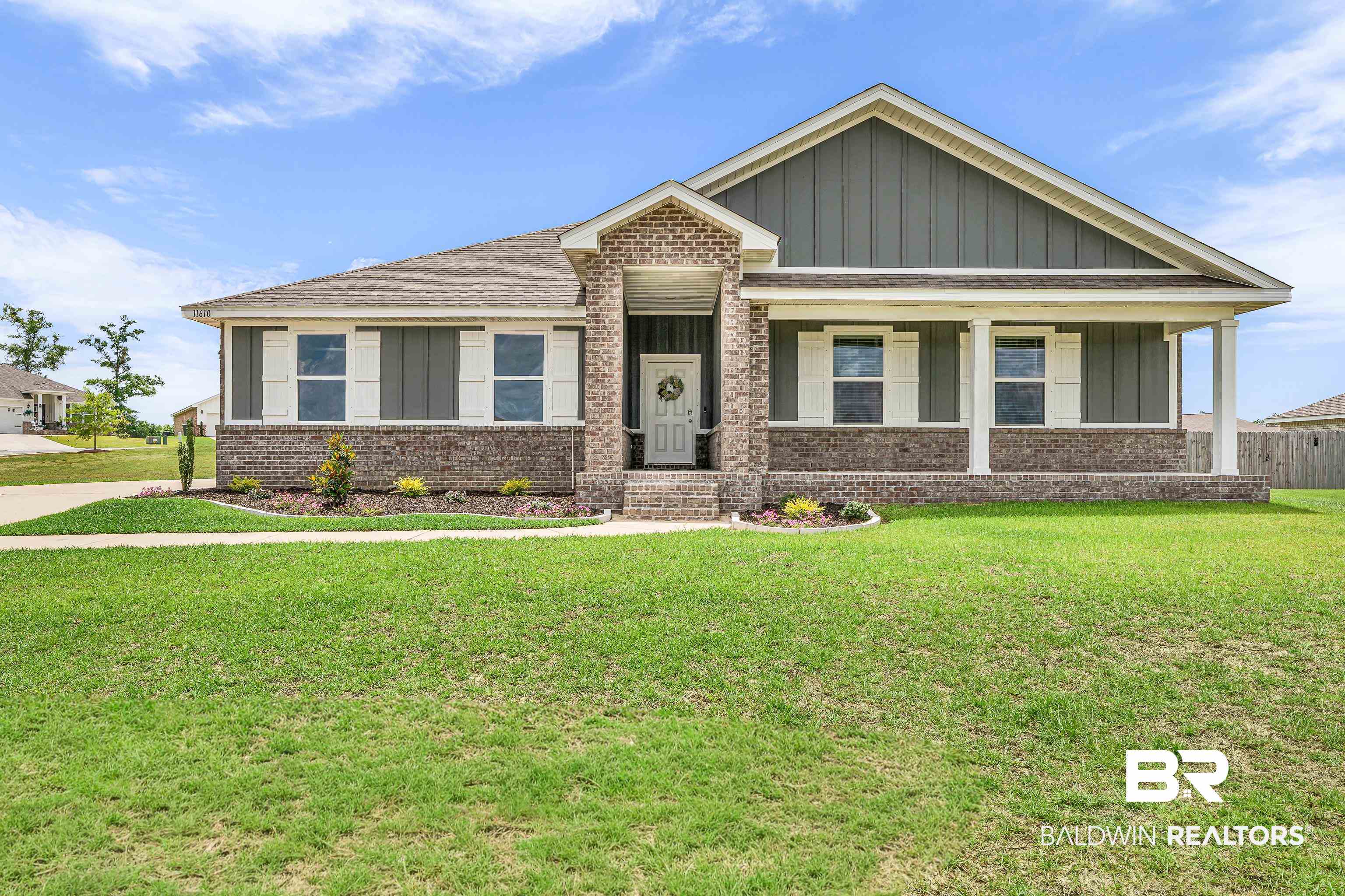 Daphne High School - Homes For Sale
