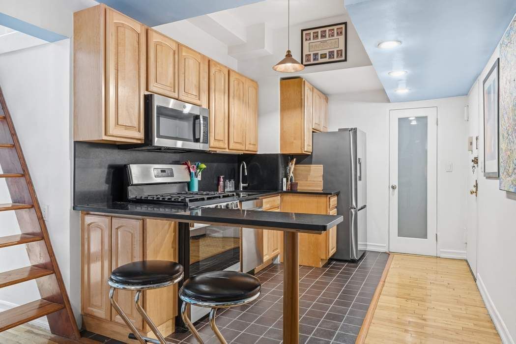 4 Lexington Avenue 1M Gramercy Park New York NY 10010
