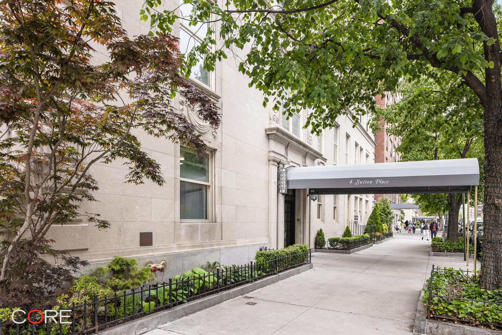 4 Sutton Place 1A Sutton Place New York NY 10022