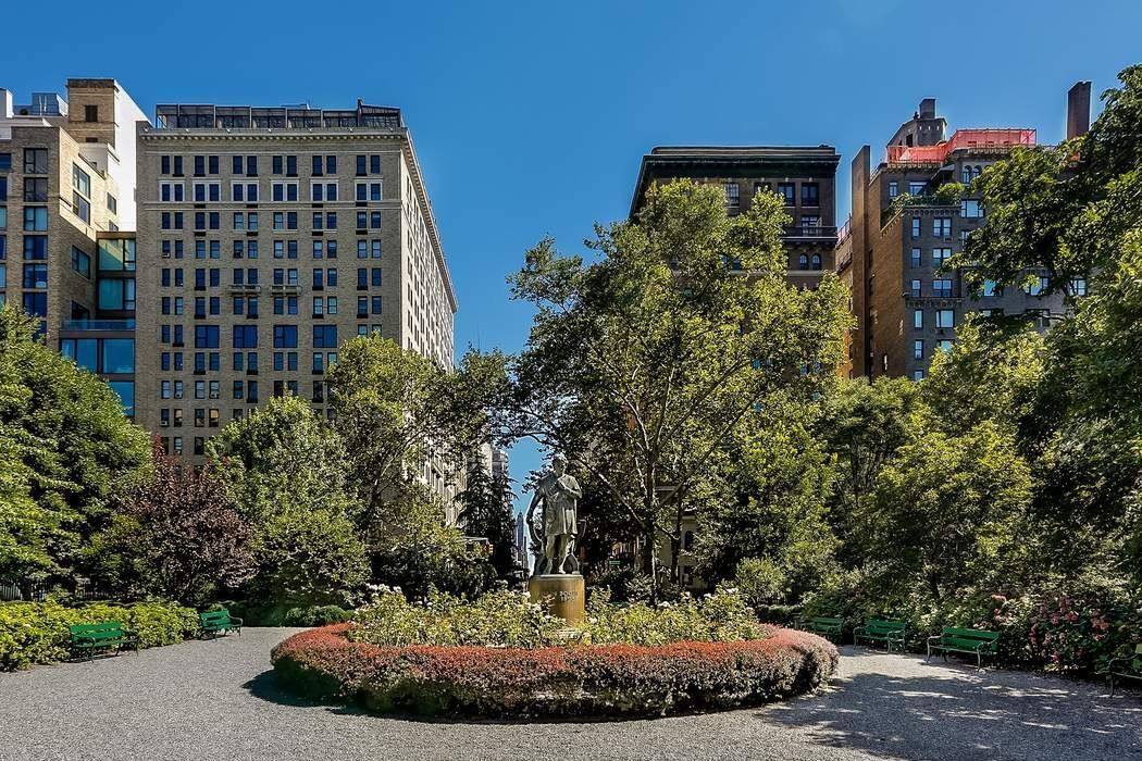 333 East 14th Street 11H Gramercy Park New York NY 10003