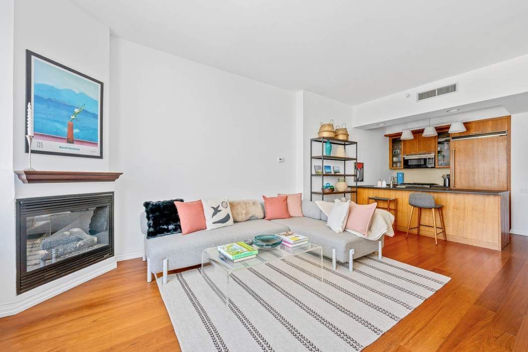 205 East 59th Street 20B Upper East Side New York NY 10022