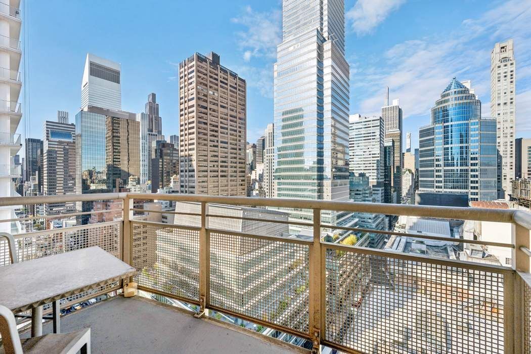 205 East 59th Street 20B Upper East Side New York NY 10022