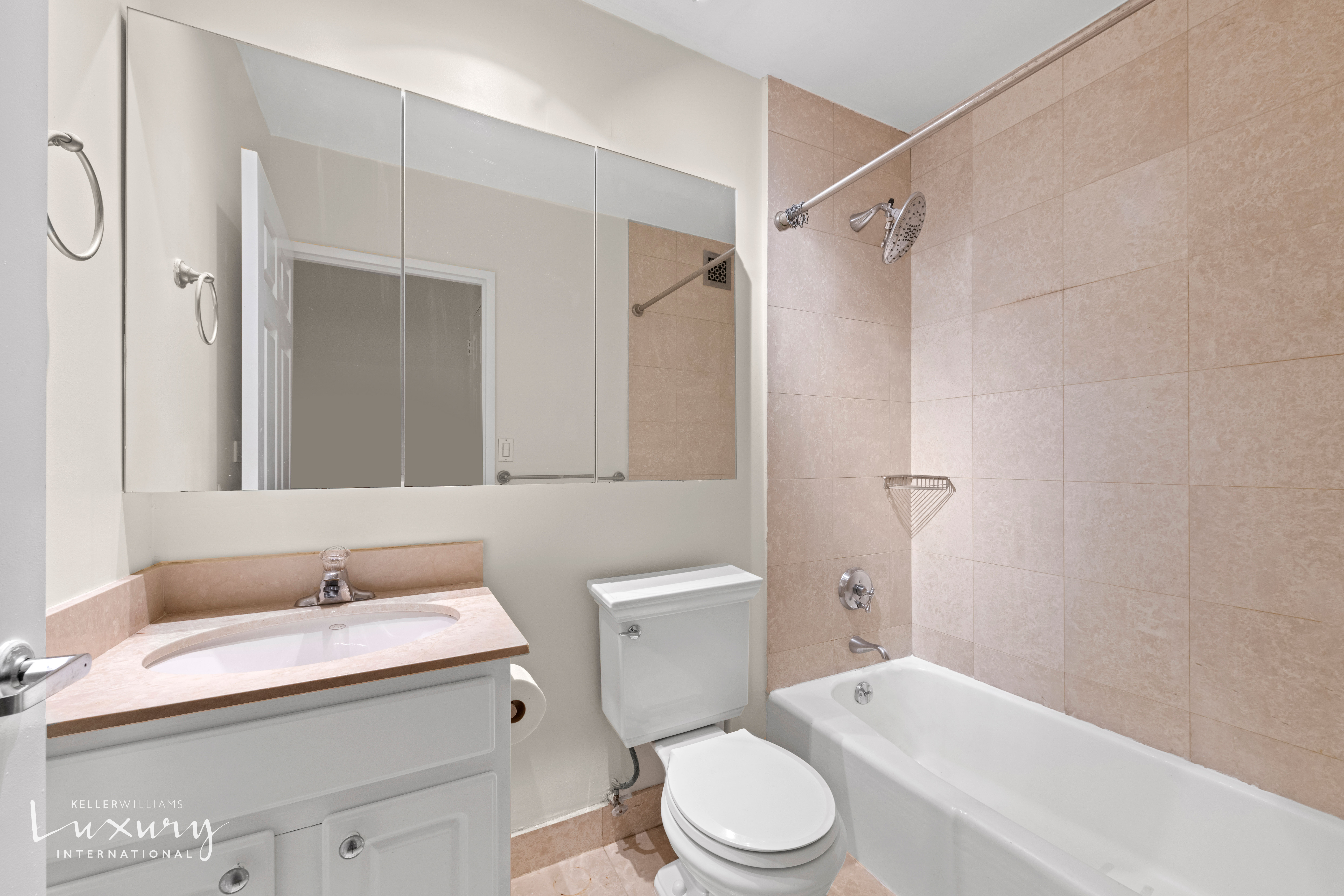 30 West 63rd Street 6T Lincoln Square New York NY 10023