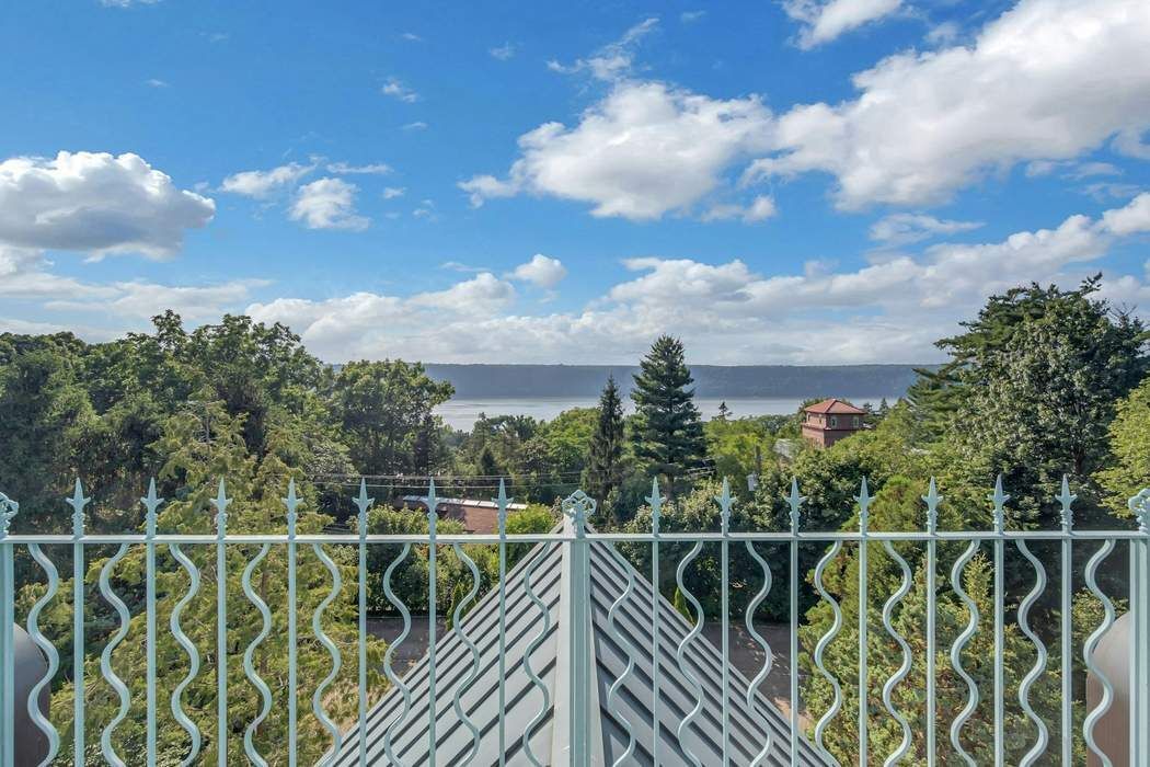 5440 Independence Avenue Riverdale Bronx NY 10471