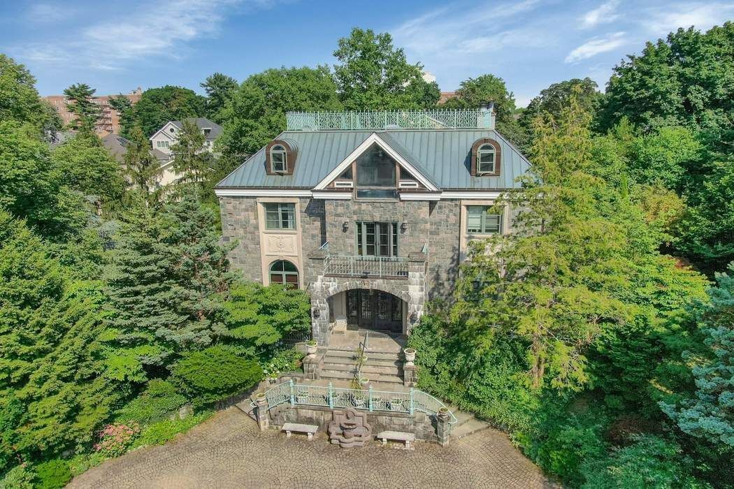 5440 Independence Avenue Riverdale Bronx NY 10471