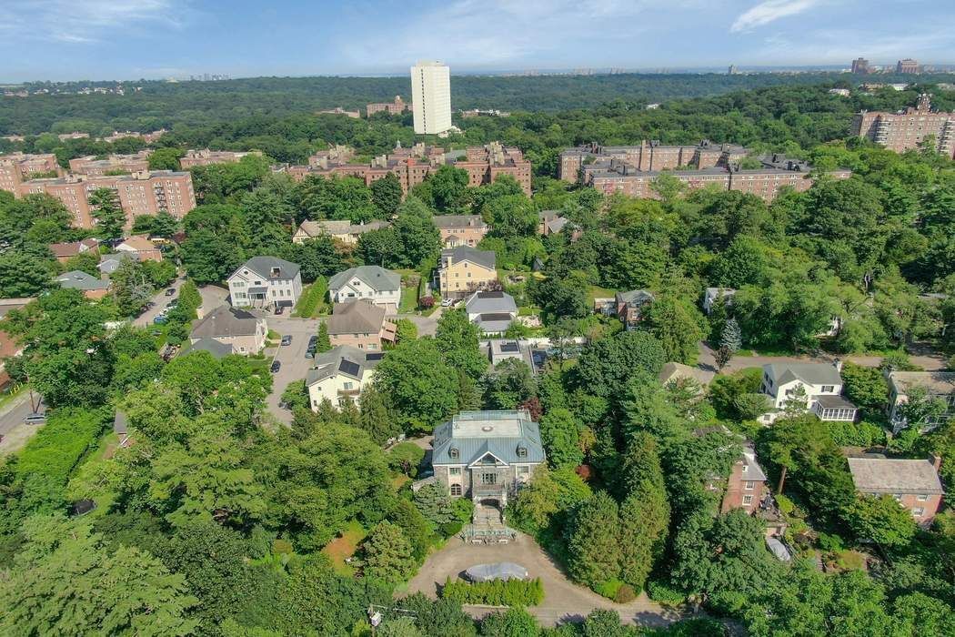 5440 Independence Avenue Riverdale Bronx NY 10471
