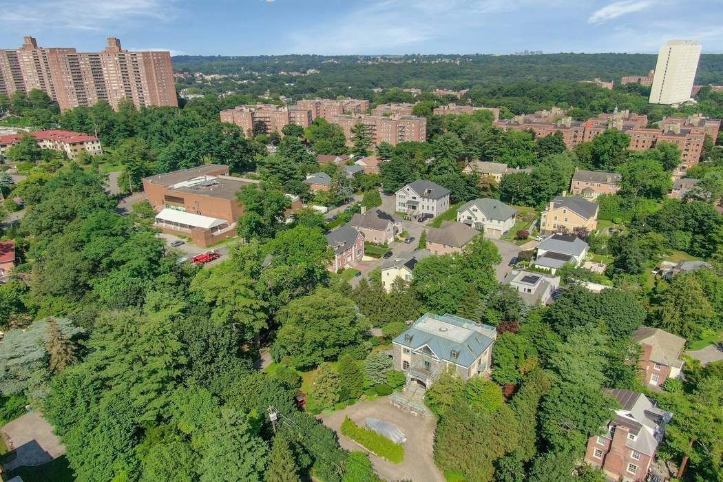 5440 Independence Avenue Riverdale Bronx NY 10471