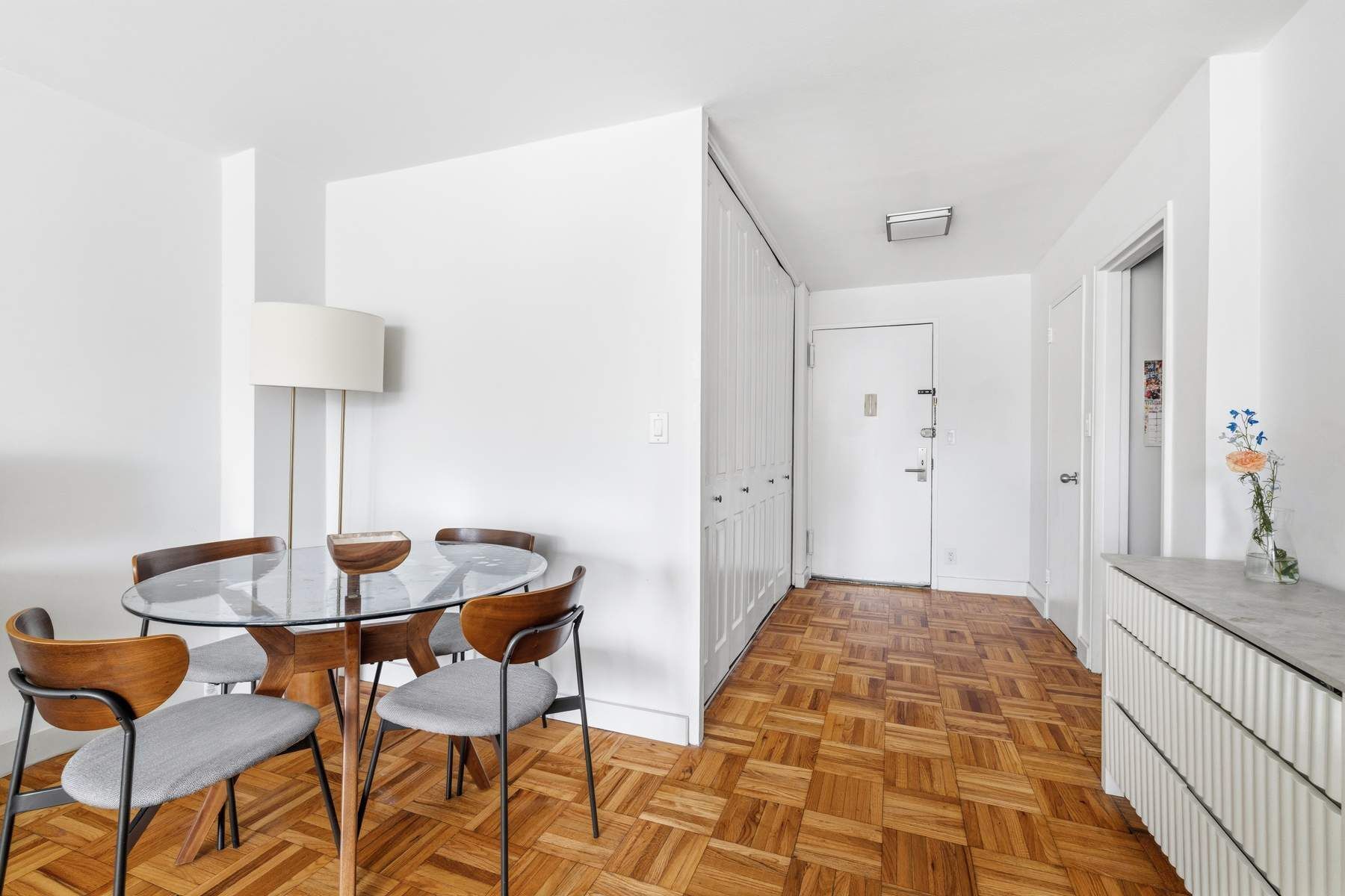 201 East 25th Street 14K Kips Bay New York NY 10010