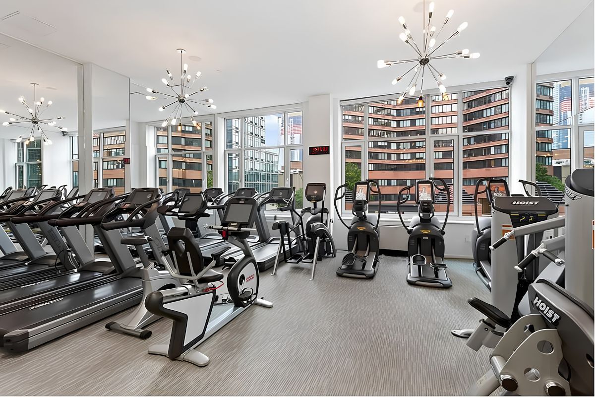 635 West 42nd Street 24B Clinton New York NY 10036