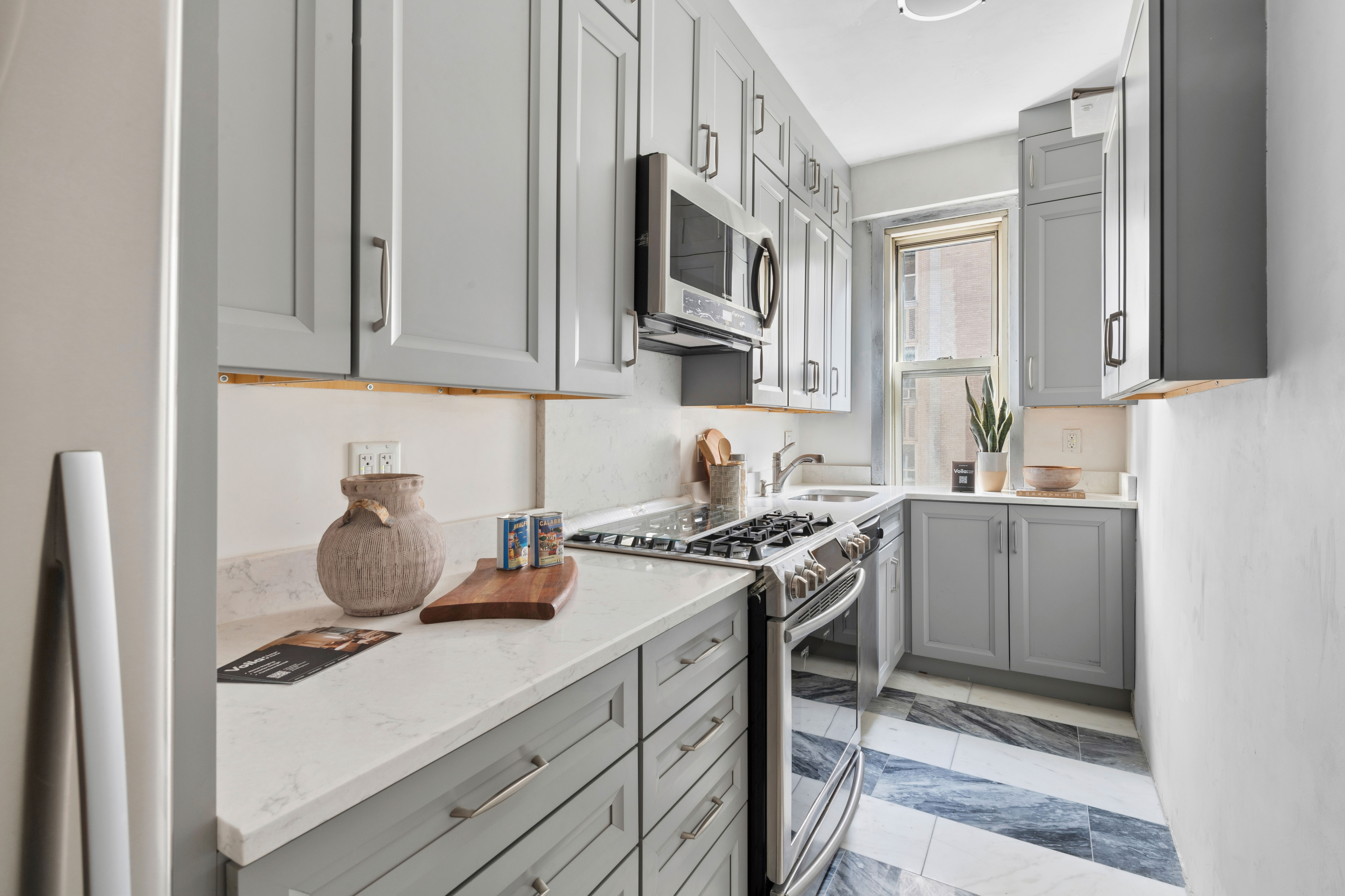 220 Madison Avenue 11/12K Murray Hill New York NY 10016