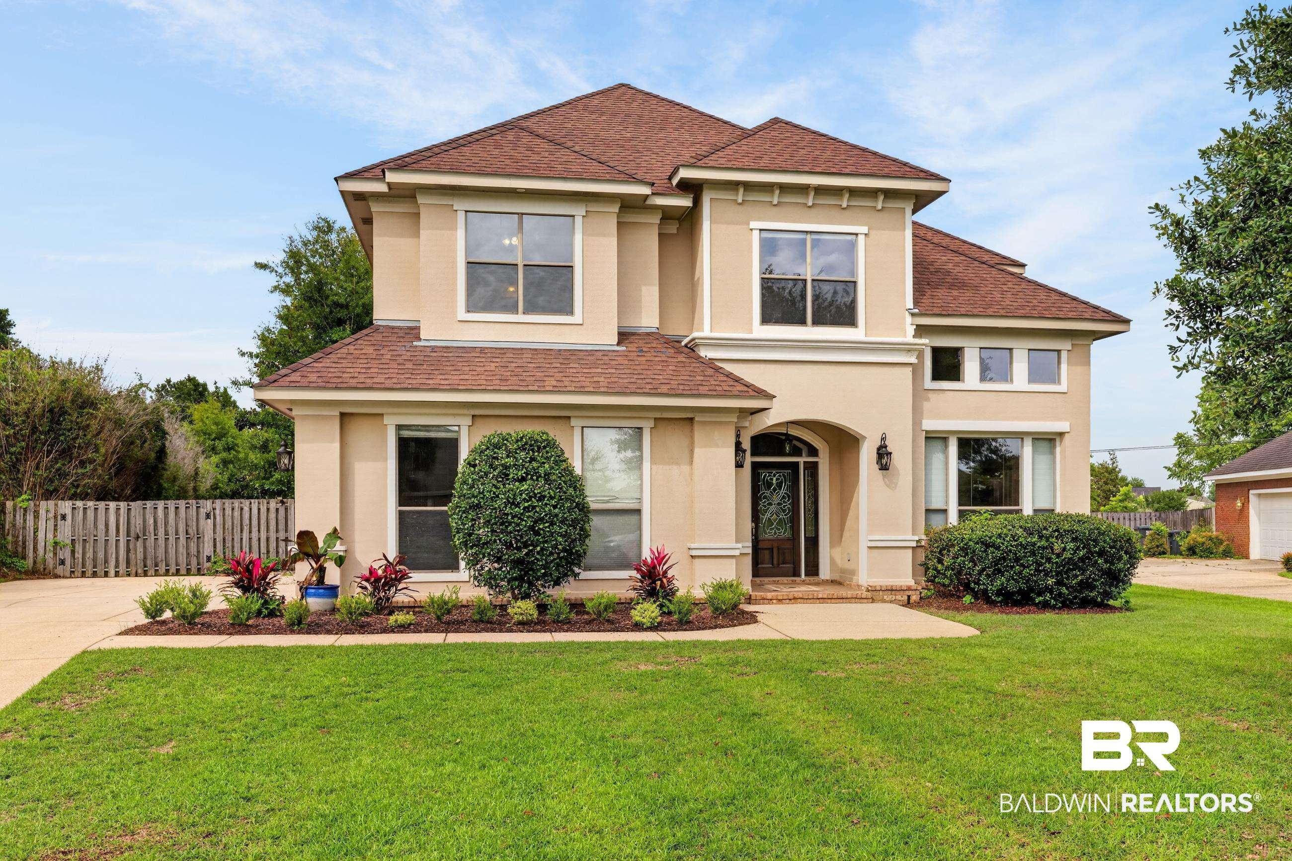 Large Homes for Sale in Daphne