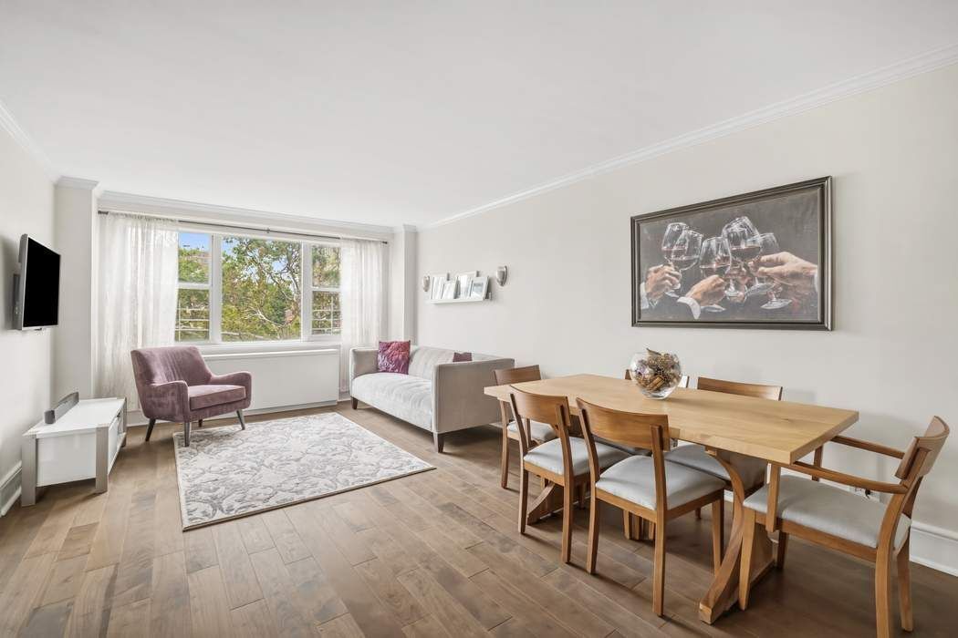 360 West 22nd Street 8M Chelsea New York NY 10011