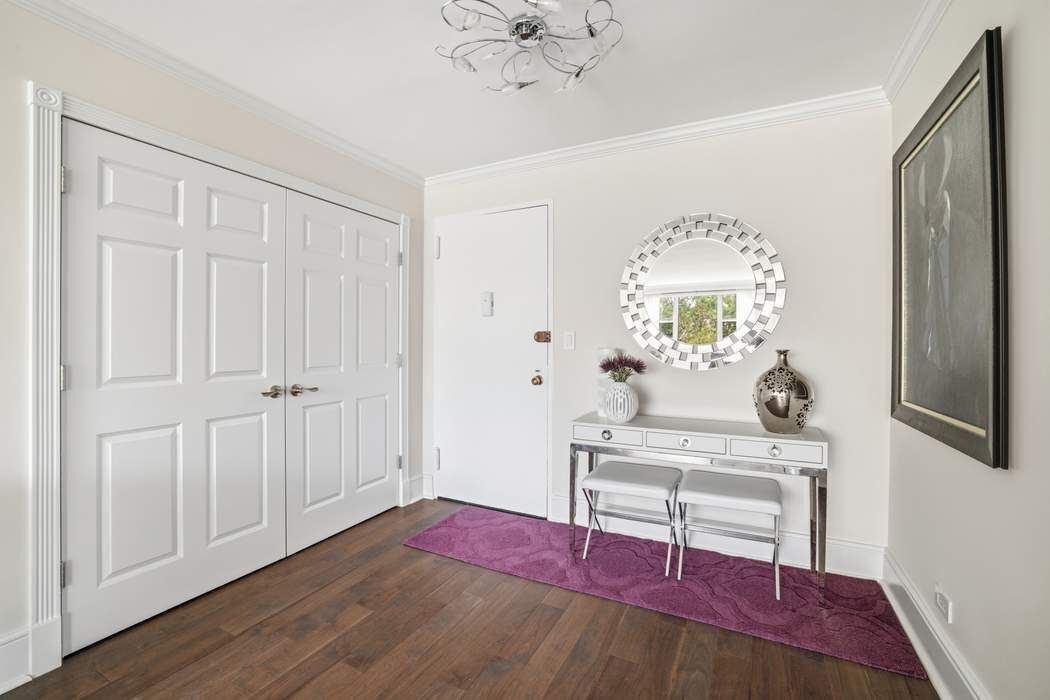 360 West 22nd Street 8M Chelsea New York NY 10011