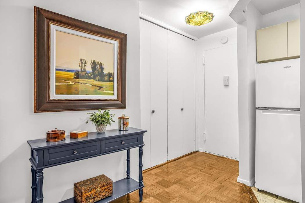 245 East 24th Street 6B Kips Bay New York NY 10010
