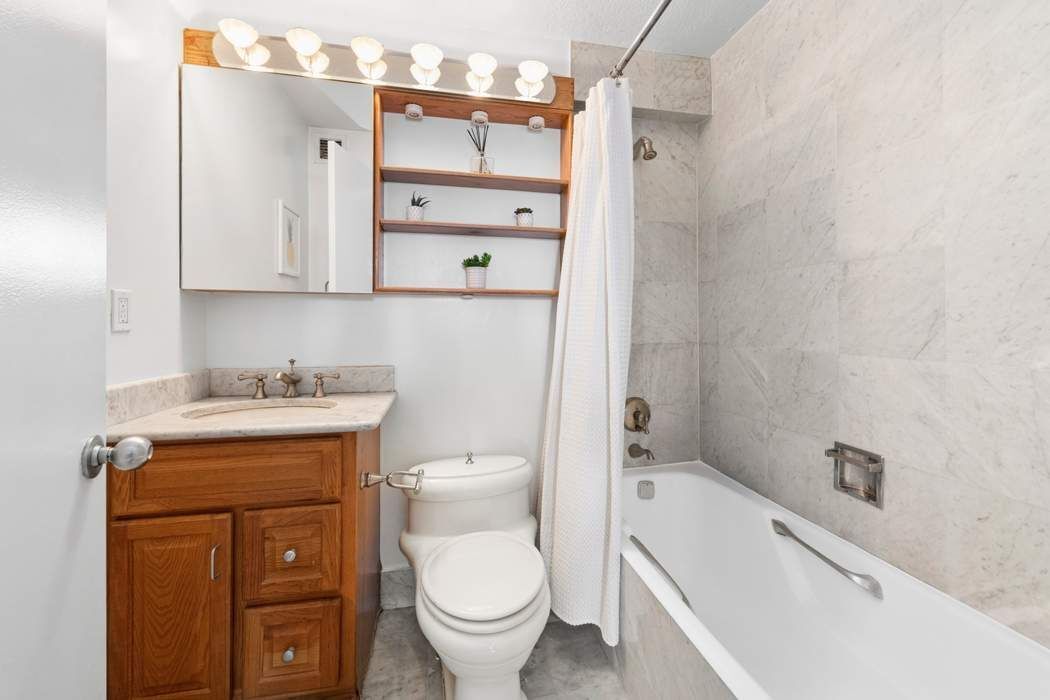 200 Rector Place 21M Battery Park City New York NY 10280