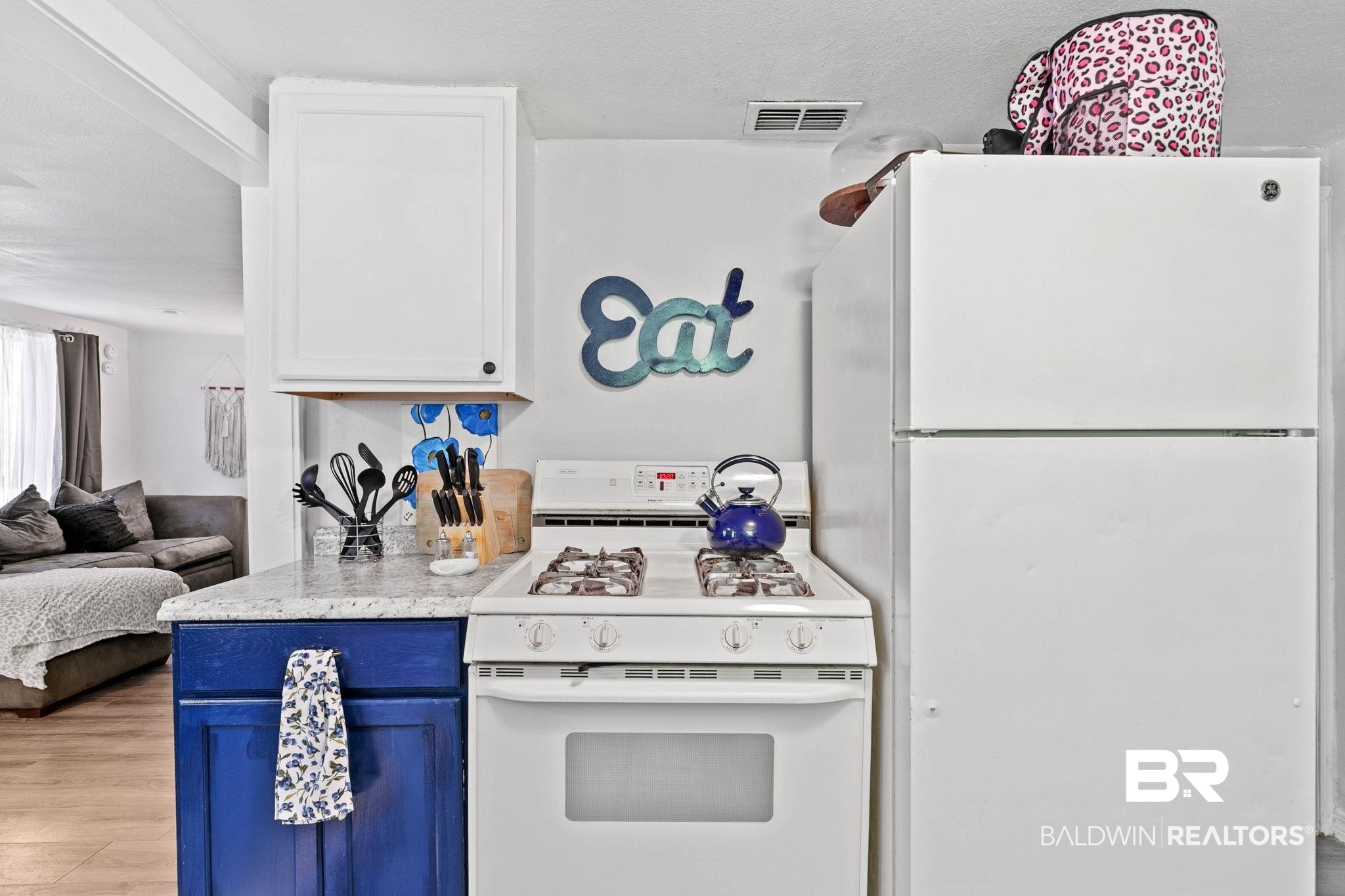 396911 | Photo 15