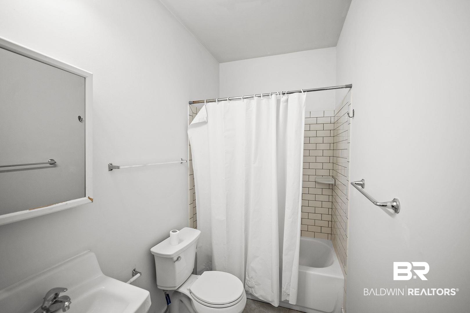 397408 | Photo 11
