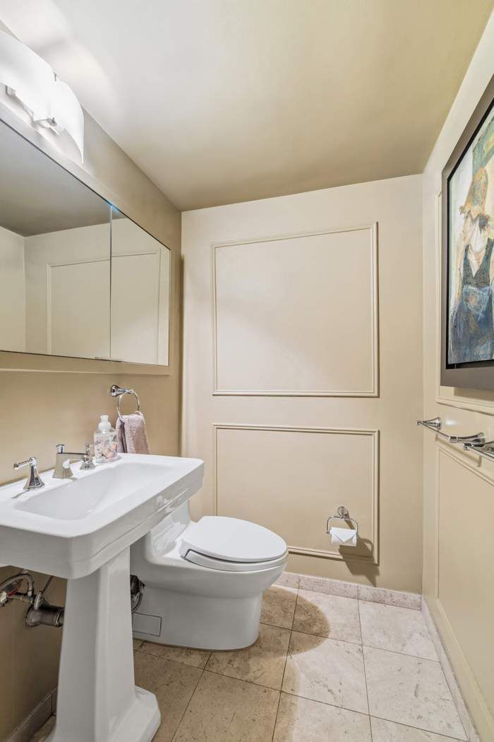 60 Sutton Place South 3BS Sutton Place New York NY 10022