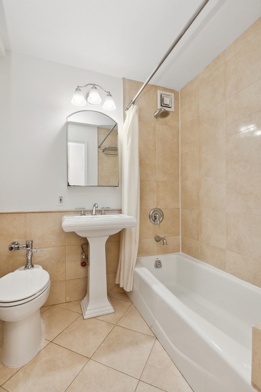 333 West 57th Street 7A Clinton New York NY 10019