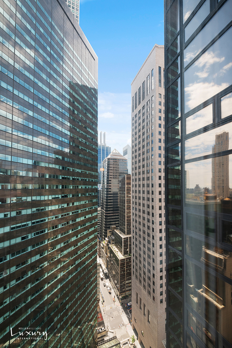 721 Fifth Avenue 36DE Midtown East New York NY 10022