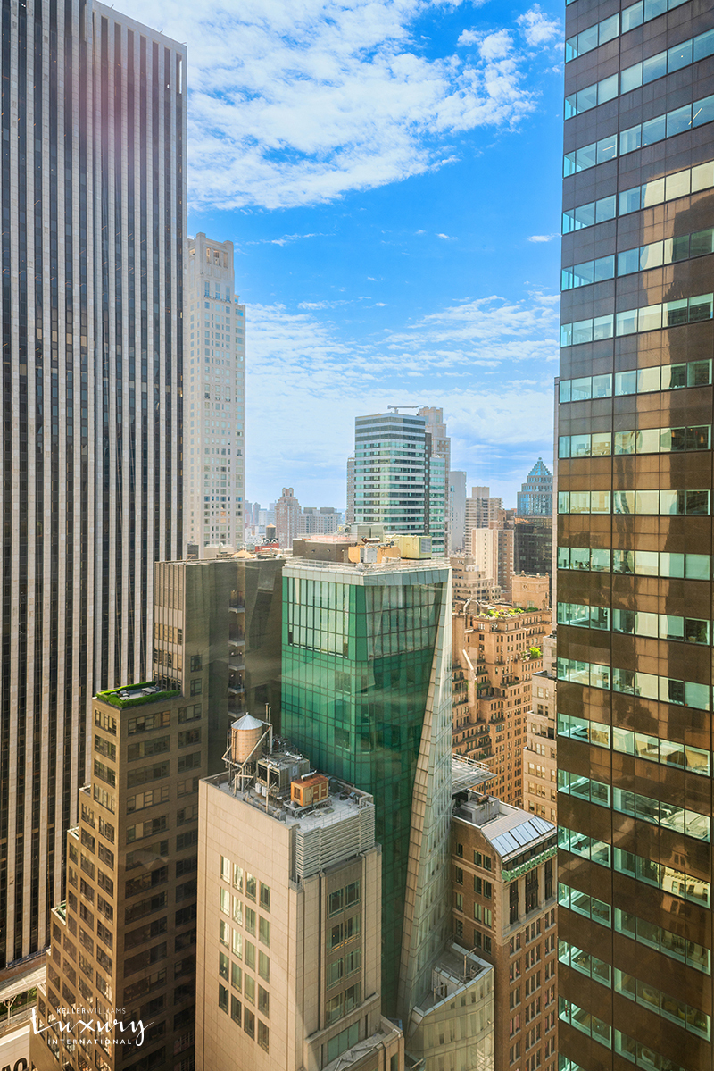 721 Fifth Avenue 36DE Midtown East New York NY 10022