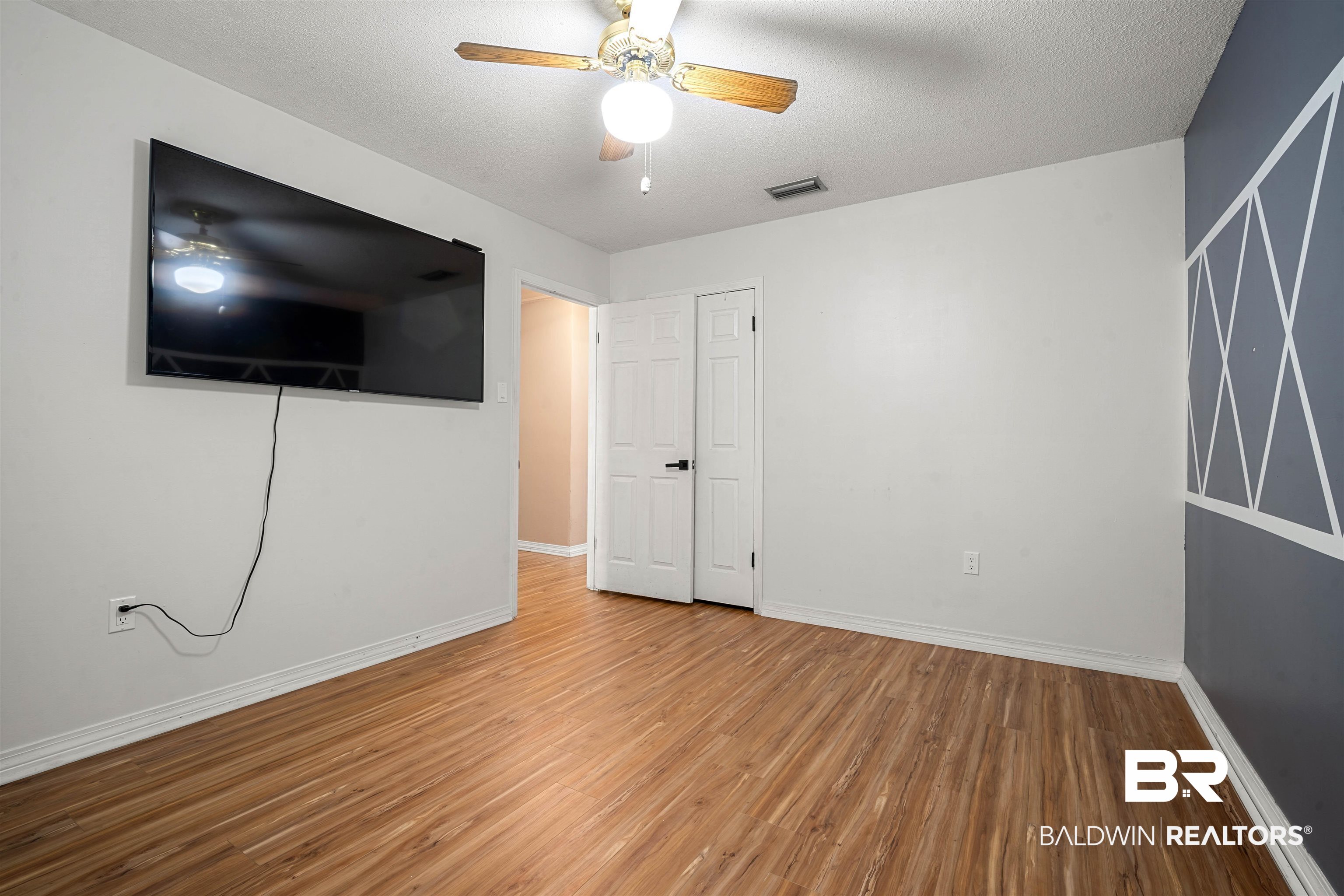 397502 | Photo 27