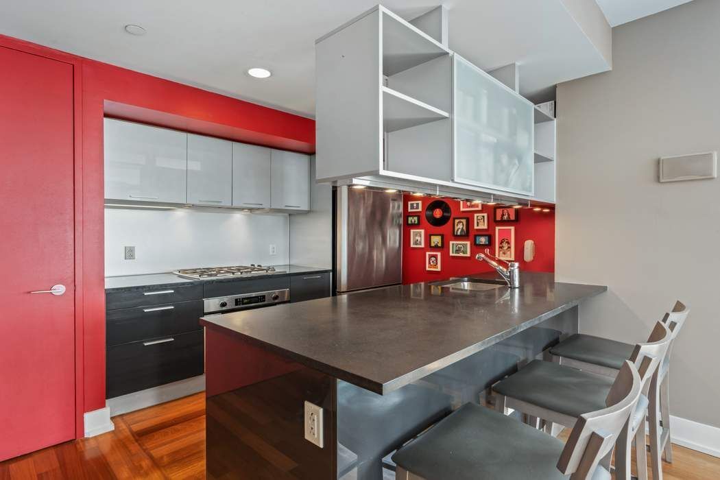 350 West 42nd Street Clinton New York NY 10036