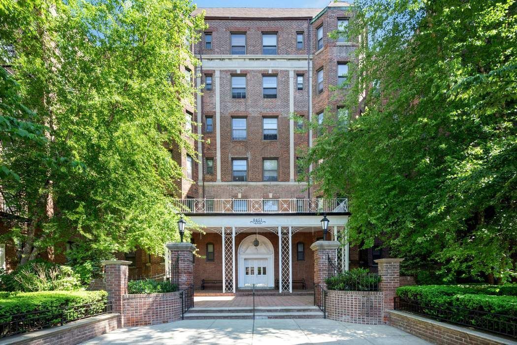 84-51 Beverly Road 1A Kew Gardens Queens NY 11415