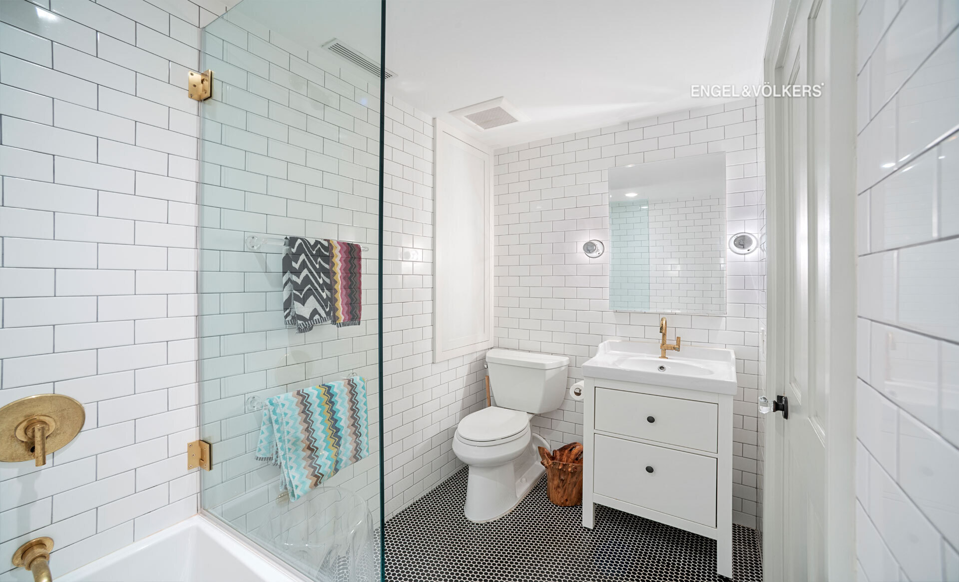 351 West 30th Street TH Chelsea New York NY 10001