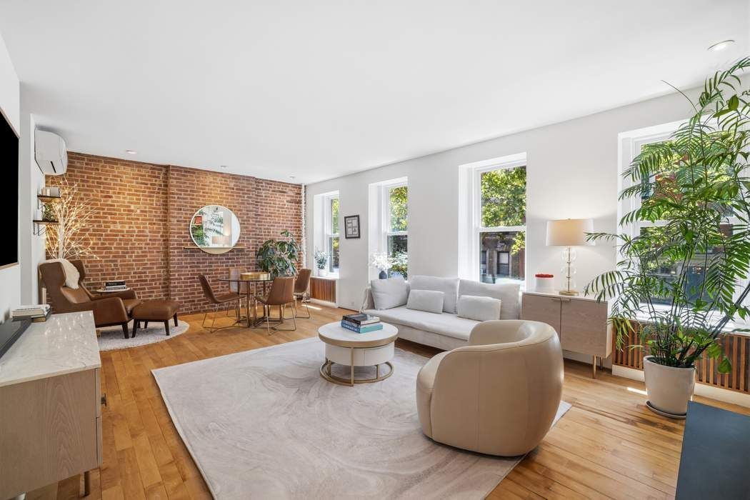 219 East 83rd Street Upper East Side New York NY 10028