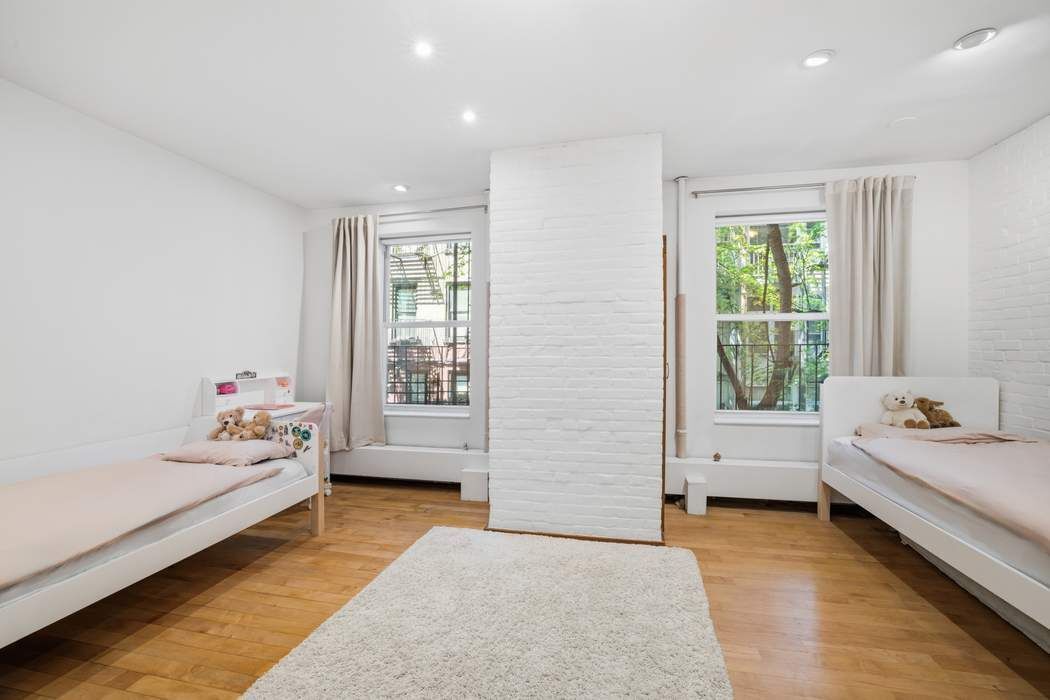 219 East 83rd Street Upper East Side New York NY 10028