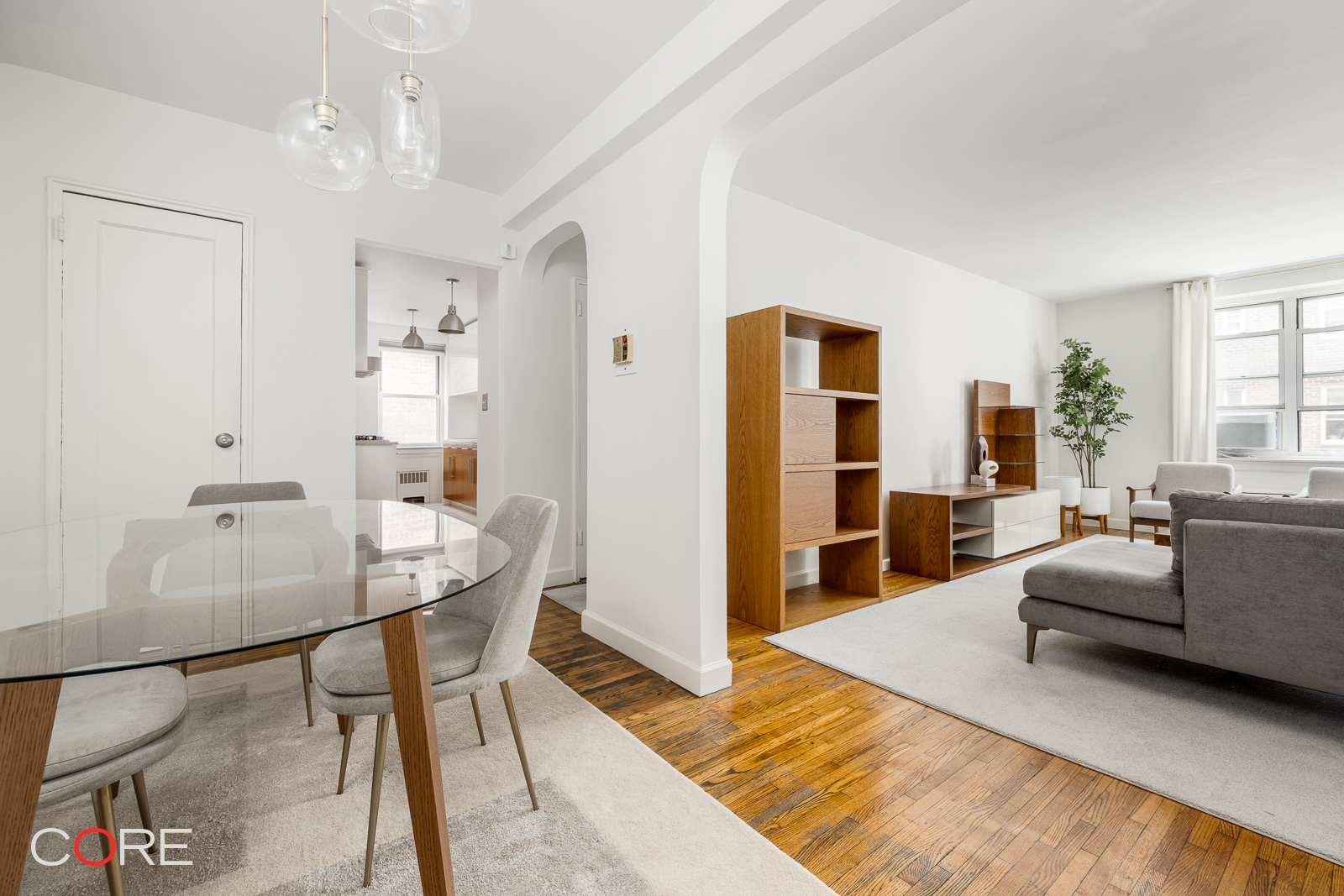76-10 34th Avenue 3A Jackson Heights Queens NY 11372