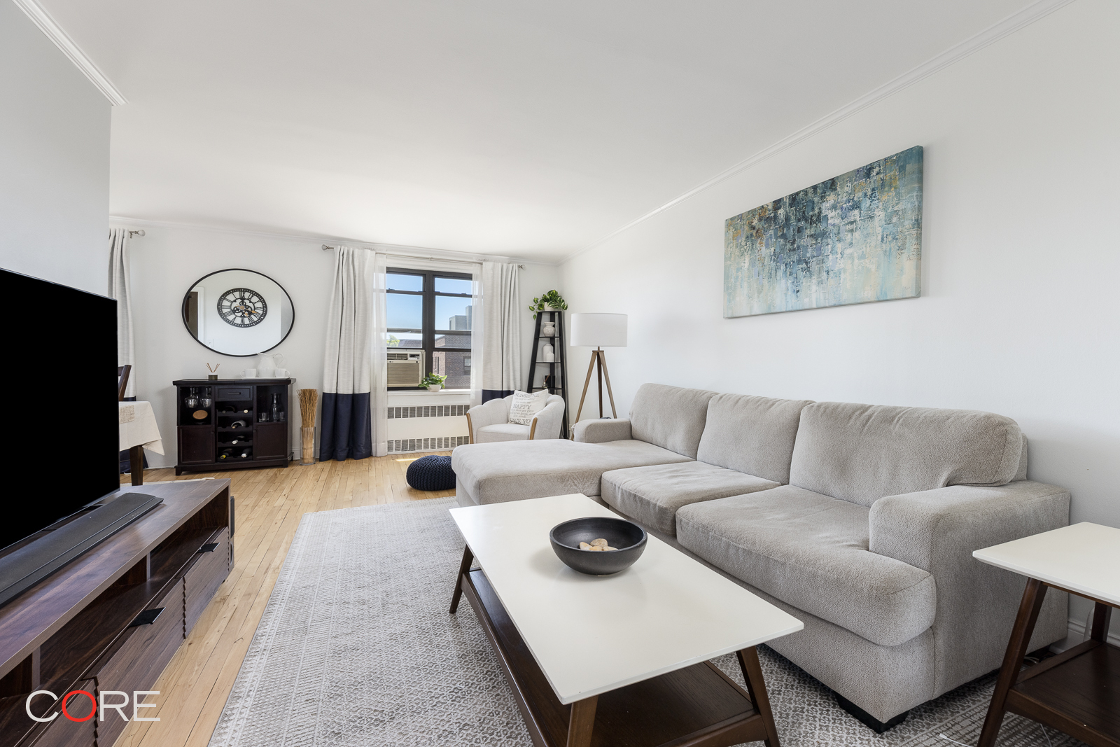 87-09 34th Avenue 6J Jackson Heights Queens NY 11372