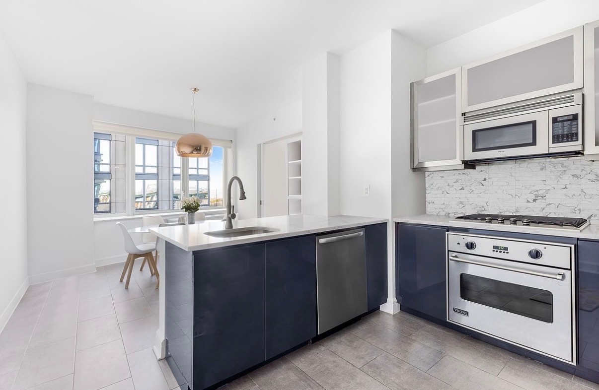 80 Riverside Blvd. Lincoln Square New York NY 10069