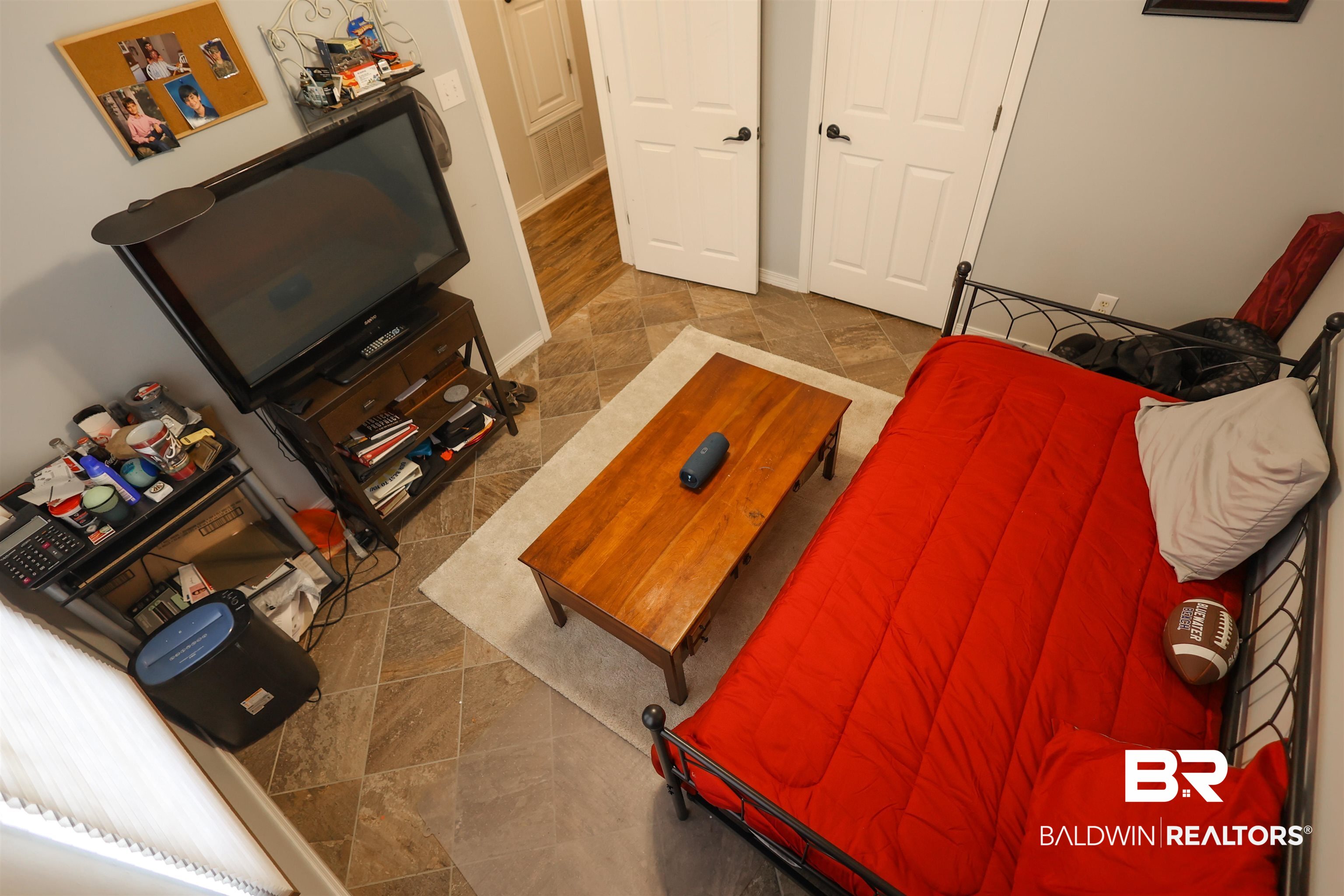 397857 | Photo 25