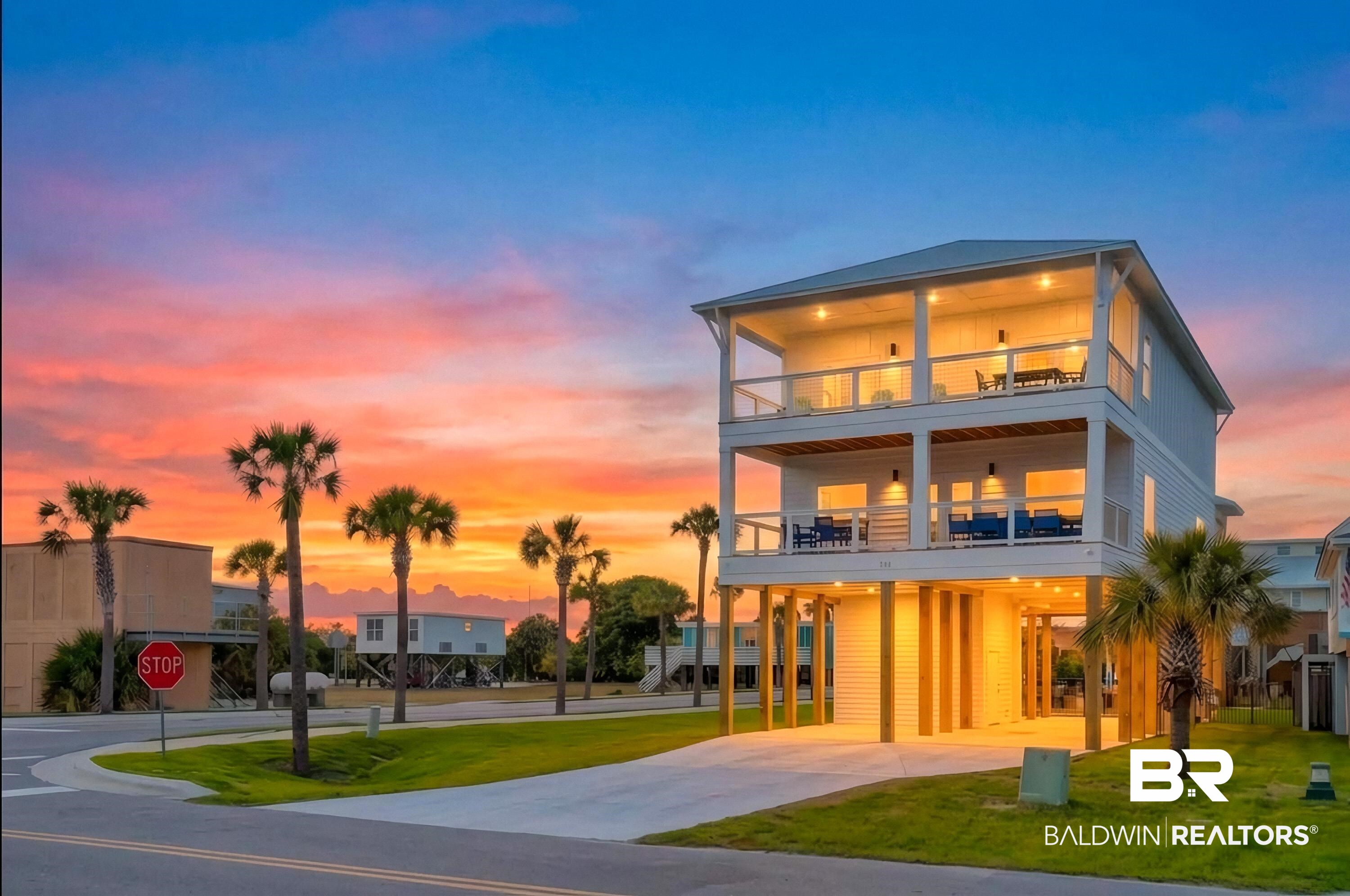 Gulf Shores Elementary School - Homes for Sale