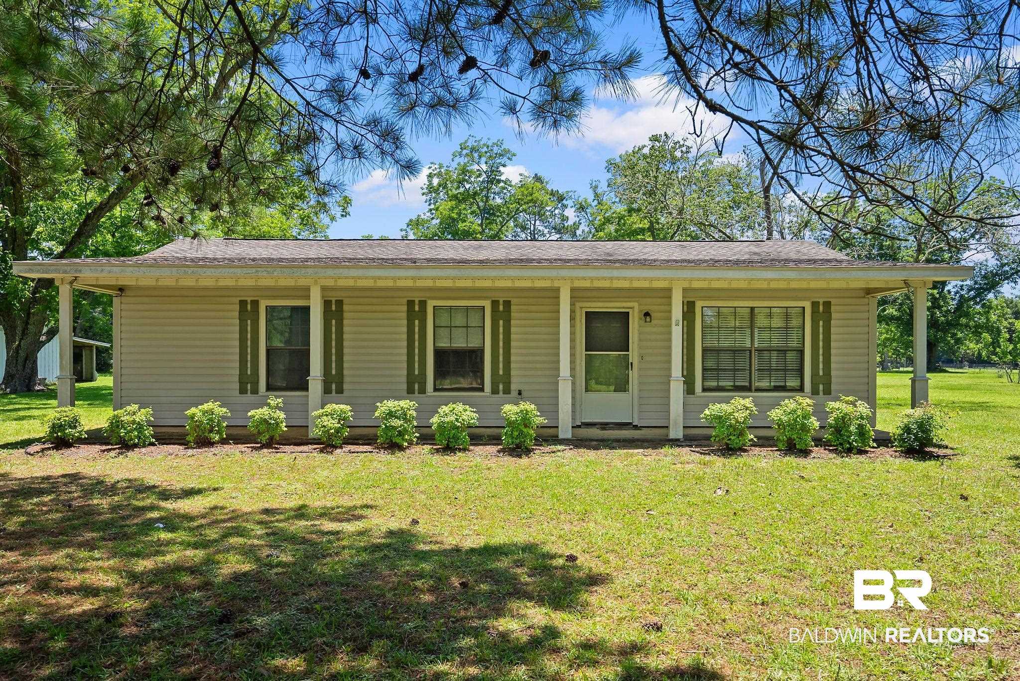 <p>Featured Listings&nbsp;</p>