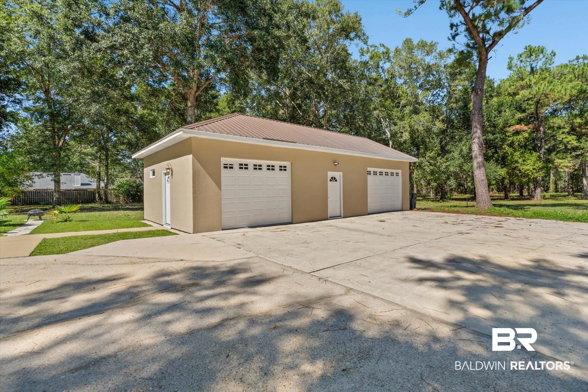 397890 | Photo 25